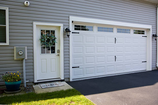24/7 Emergency Garage Door Roller Replacement experts in South Hill, WA